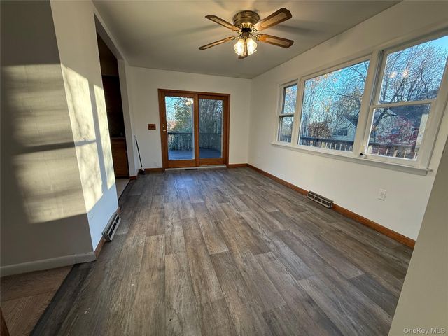 90 North Road, Bloomingburg, NY 12721