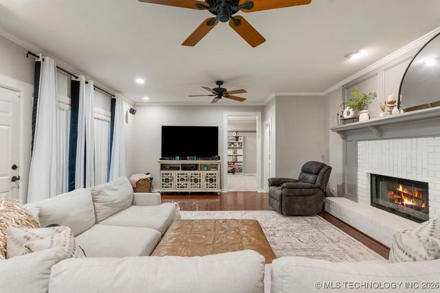 8766 Haskell Drive, Broken Arrow, OK 74014