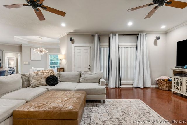 8766 Haskell Drive, Broken Arrow, OK 74014