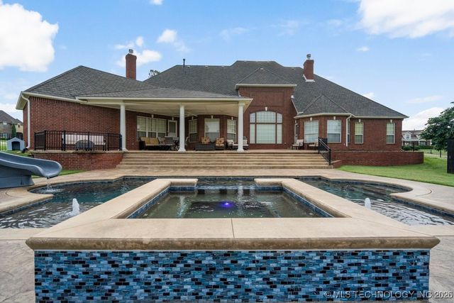 8766 Haskell Drive, Broken Arrow, OK 74014