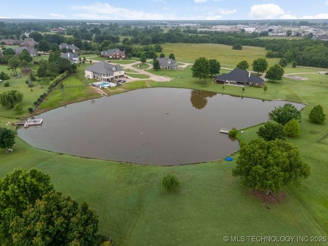 8766 Haskell Drive, Broken Arrow, OK 74014