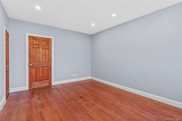 101 Old Mamaroneck Road 3B4, White Plains, NY 10605