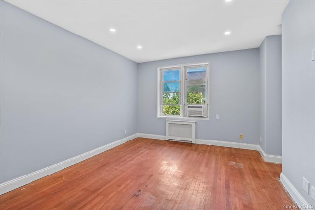 101 Old Mamaroneck Road 3B4, White Plains, NY 10605