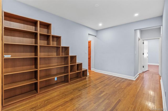 101 Old Mamaroneck Road 3B4, White Plains, NY 10605