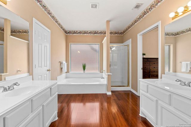 18721 Brookwood Forest, San Antonio, TX 78258