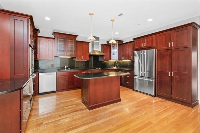811 Boylston St 4, Boston, MA 02116
