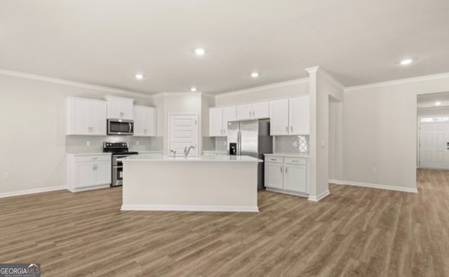 801 Pelham Way, Locust Grove, GA 30248