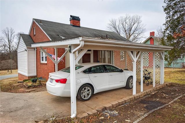 210 Hundley Drive, Eden, NC 27288