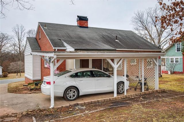 210 Hundley Drive, Eden, NC 27288