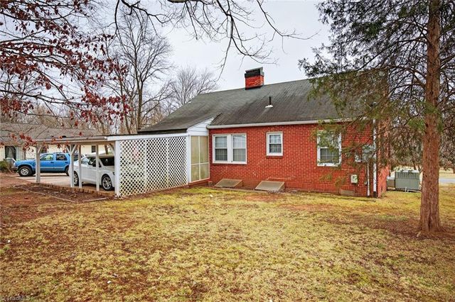 210 Hundley Drive, Eden, NC 27288