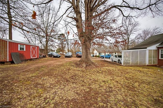 210 Hundley Drive, Eden, NC 27288