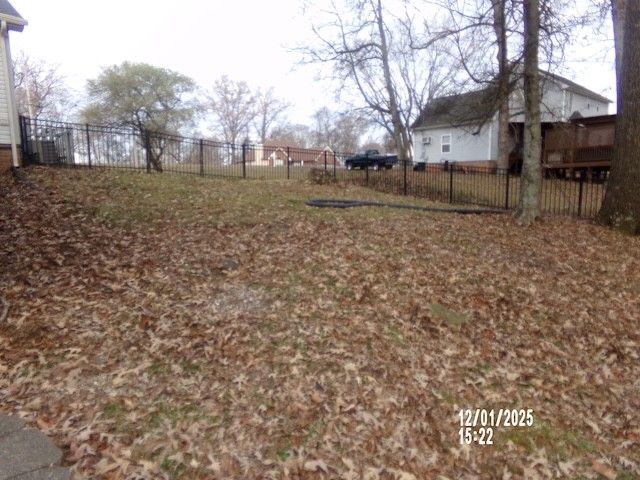 1118 Hunting Creek Ct, Clarksville, TN 37042