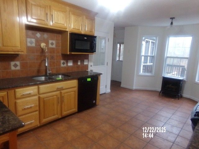 1118 Hunting Creek Ct, Clarksville, TN 37042