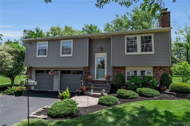 3617 Connie Trail, Hamburg, NY 14219