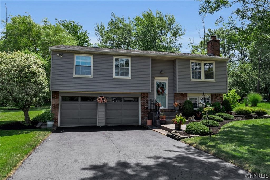 3617 Connie Trail, Hamburg, NY 14219