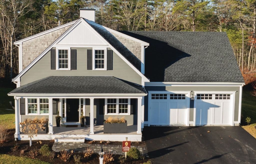 105 Plain St, Middleboro, MA 02346