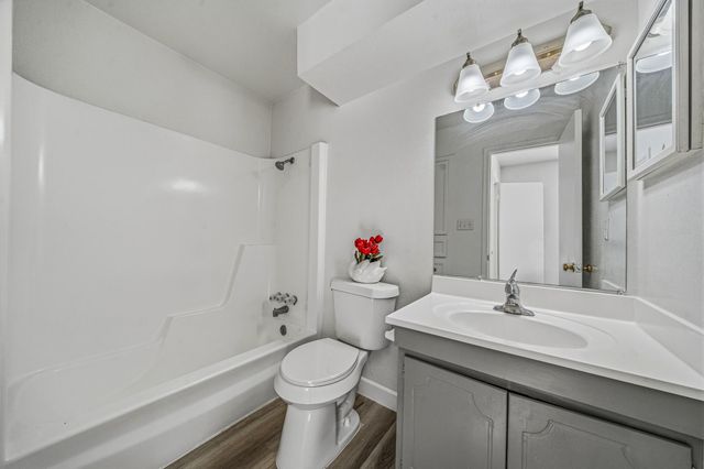 11127 Village Bend Lane 1127, Houston, TX 77072