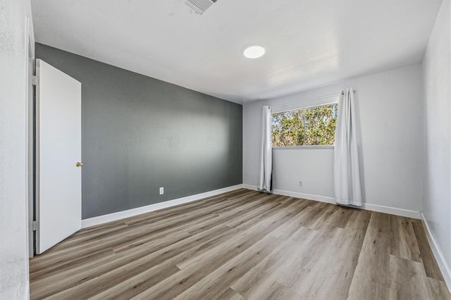 11127 Village Bend Lane 1127, Houston, TX 77072