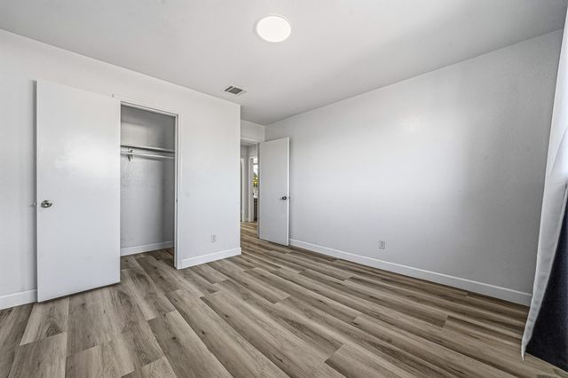 11127 Village Bend Lane 1127, Houston, TX 77072