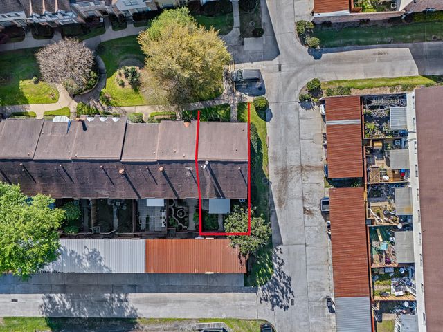 11127 Village Bend Lane 1127, Houston, TX 77072