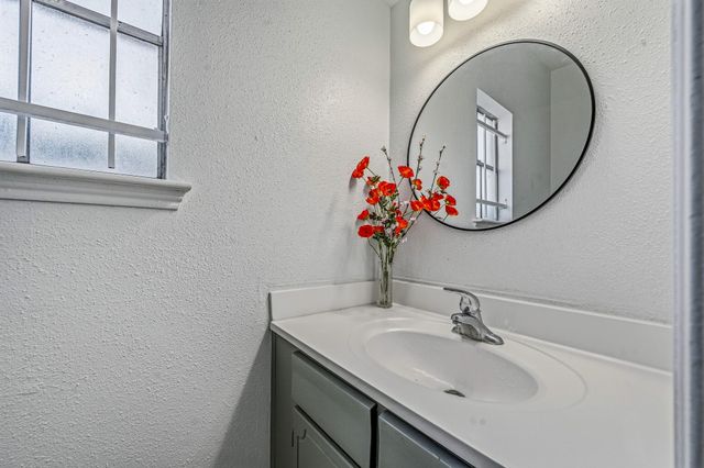 11127 Village Bend Lane 1127, Houston, TX 77072