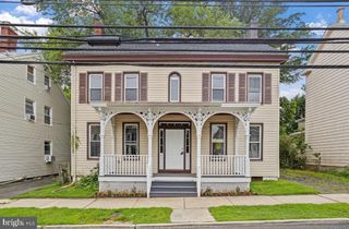 350 NEW YORK AVE, Columbus, NJ 08022