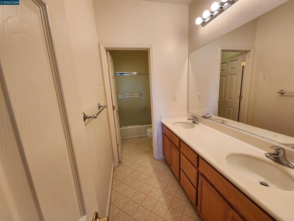 Image 38 of property listing at 439 Collis Street, Brentwood, CA 94513