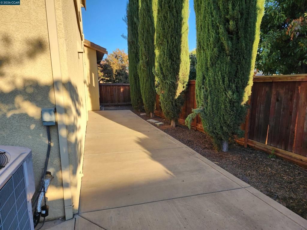 Image 43 of property listing at 439 Collis Street, Brentwood, CA 94513