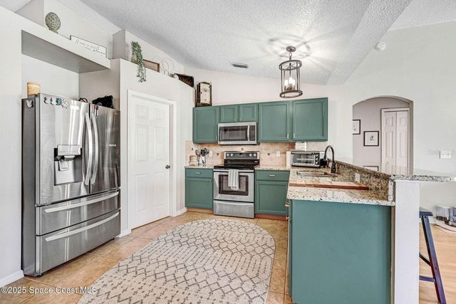 2015 BLUE RIDGE AVENUE, Melbourne, FL 32935