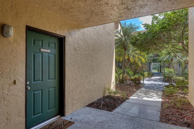 5669 ASHTON LAKE DRIVE 1, Sarasota, FL 34231