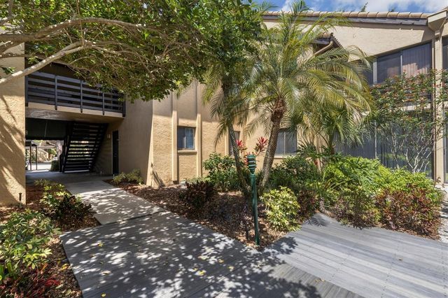 5669 ASHTON LAKE DRIVE 1, Sarasota, FL 34231