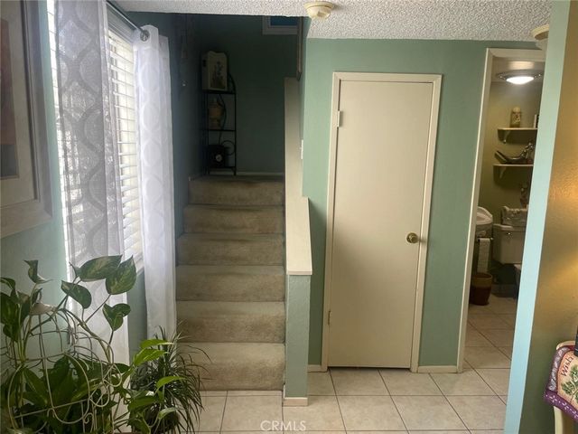 619 Bristol 17, Santa Ana, CA 92703