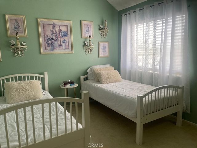 619 Bristol 17, Santa Ana, CA 92703