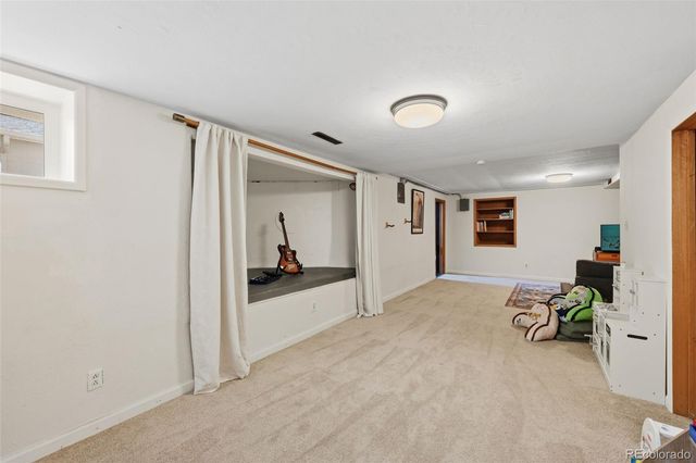 255 Pratt Street, Longmont, CO 80501