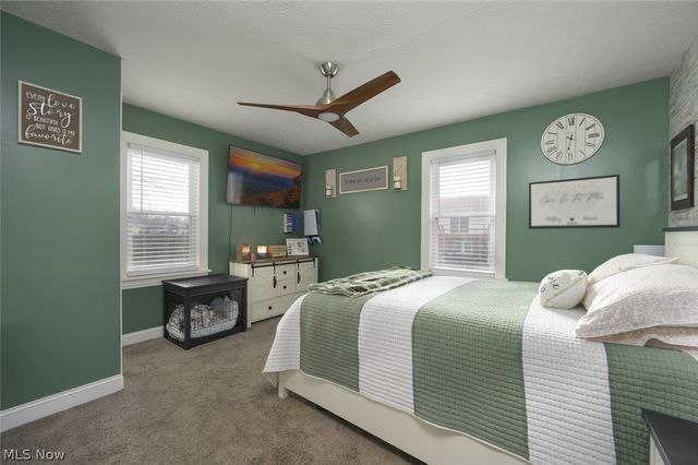 1402 S Chapel Street, Louisville, OH 44641