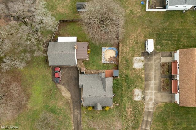 1402 S Chapel Street, Louisville, OH 44641