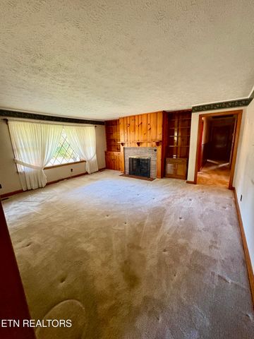 1605 College St, White Pine, TN 37890