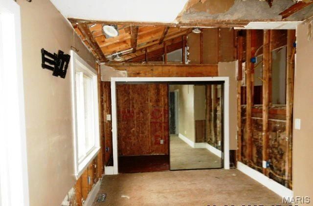 630 Lamplight Lane, Hazelwood, MO 63042