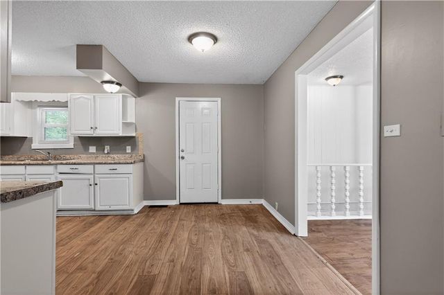7807 Ruskin Way, Kansas City, MO 64134