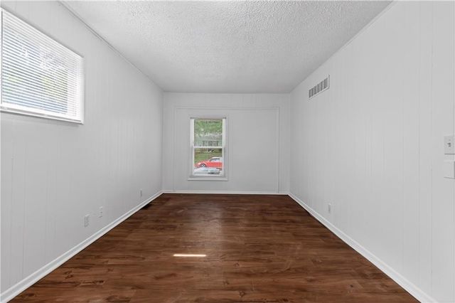 7807 Ruskin Way, Kansas City, MO 64134