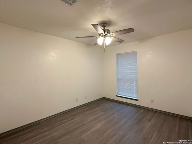 7123 NORMAN LN, San Antonio, TX 78240