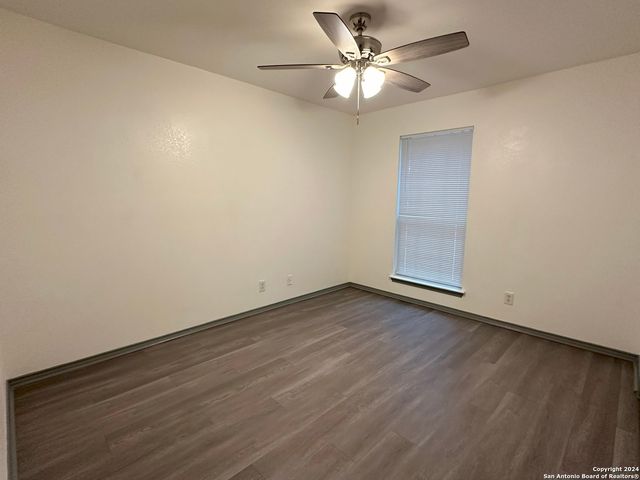 7123 NORMAN LN, San Antonio, TX 78240