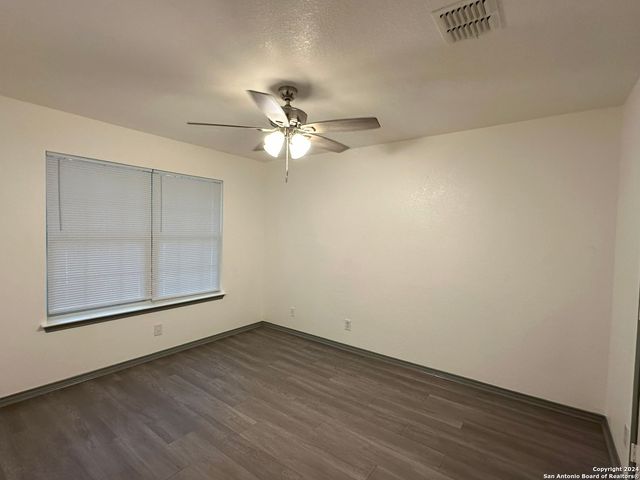 7123 NORMAN LN, San Antonio, TX 78240