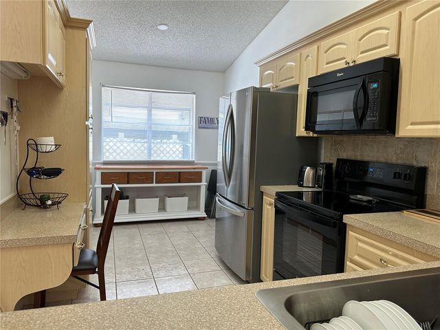 39650 US HIGHWAY 19 N 1113, Tarpon Springs, FL 34689