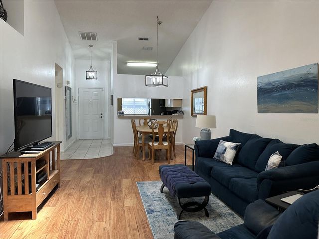 39650 US HIGHWAY 19 N 1113, Tarpon Springs, FL 34689