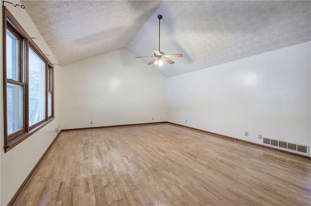 5375 Crystal Mountain SE Road, Acworth, GA 30101