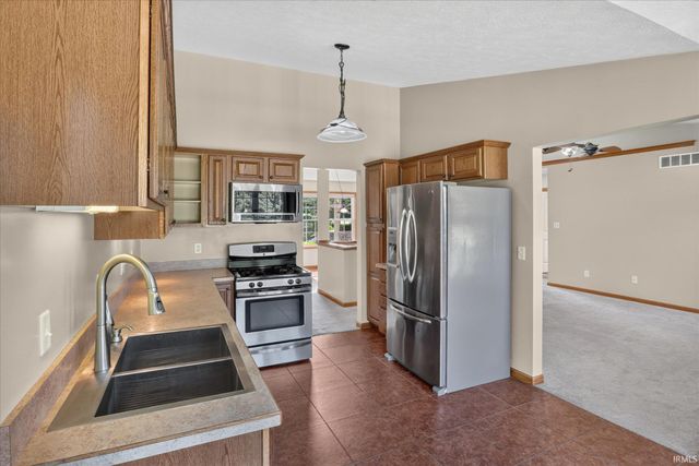 57481 Emerald Chase Lane, Goshen, IN 46528