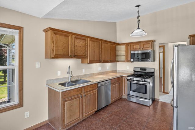 57481 Emerald Chase Lane, Goshen, IN 46528