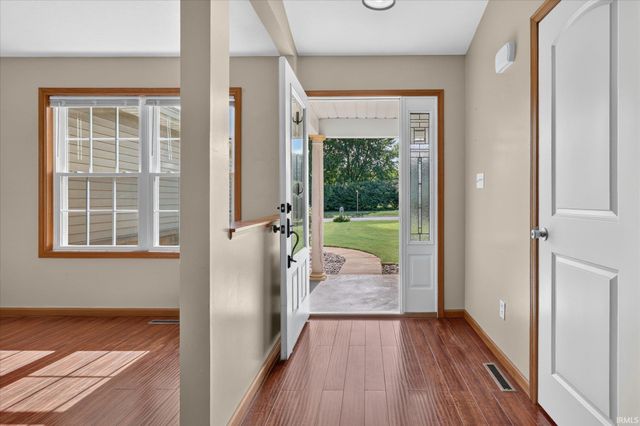 57481 Emerald Chase Lane, Goshen, IN 46528