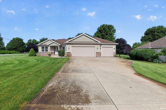 57481 Emerald Chase Lane, Goshen, IN 46528